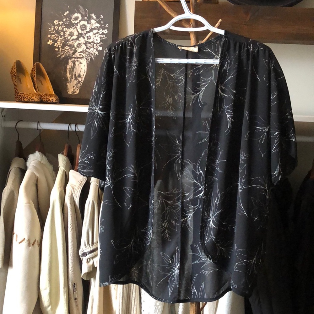 Olive Tree Elegant Black Floral Women's Top